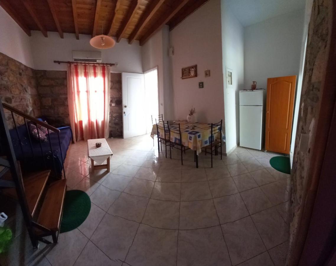 Agapis Apartments Petra  Bagian luar foto