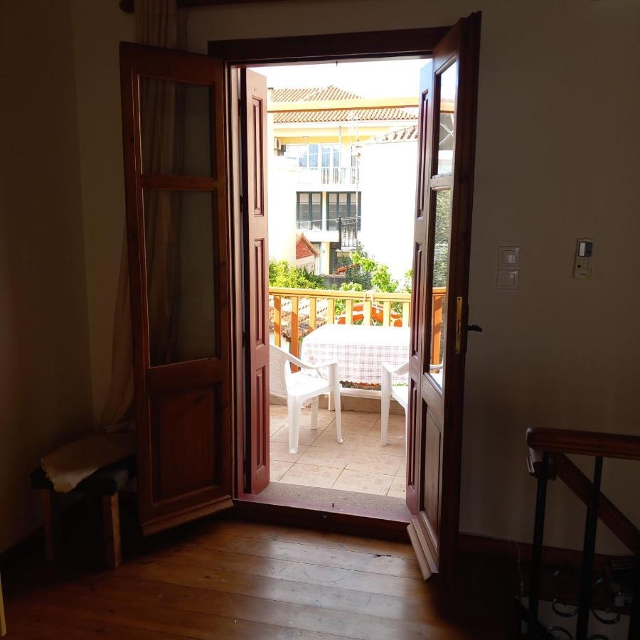 Agapis Apartments Petra  Bagian luar foto
