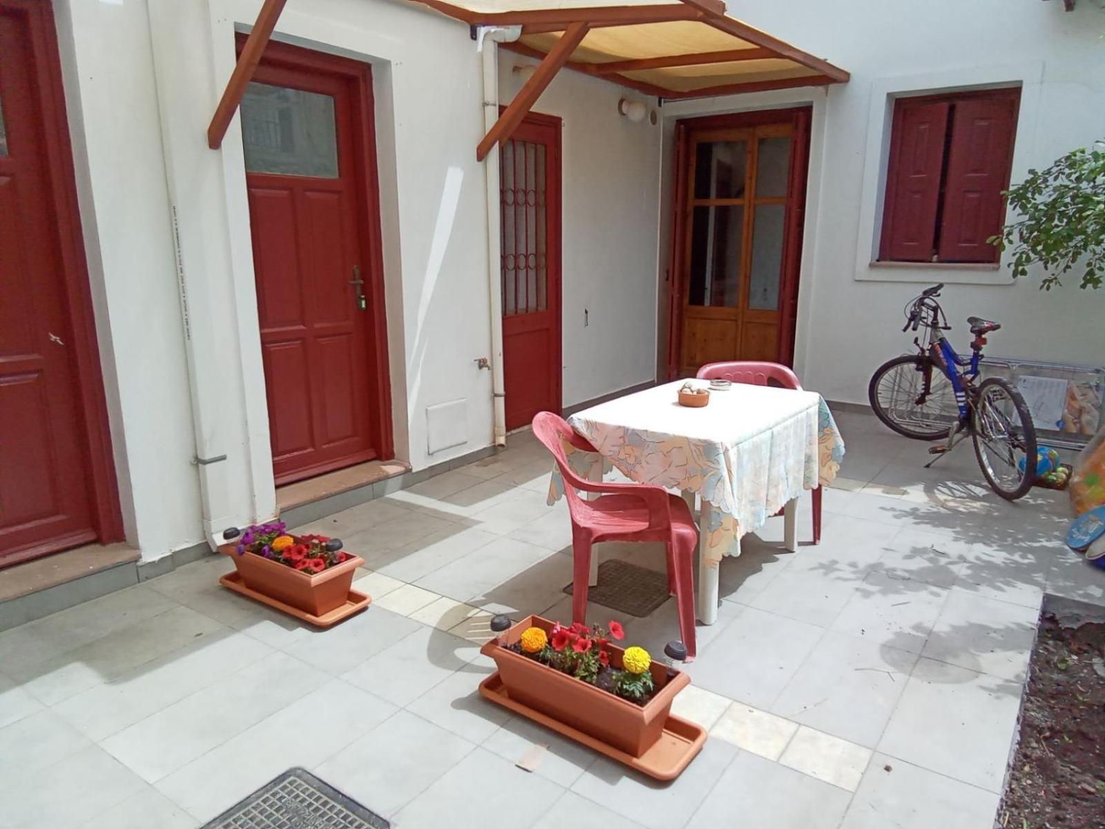 Agapis Apartments Petra  Bagian luar foto